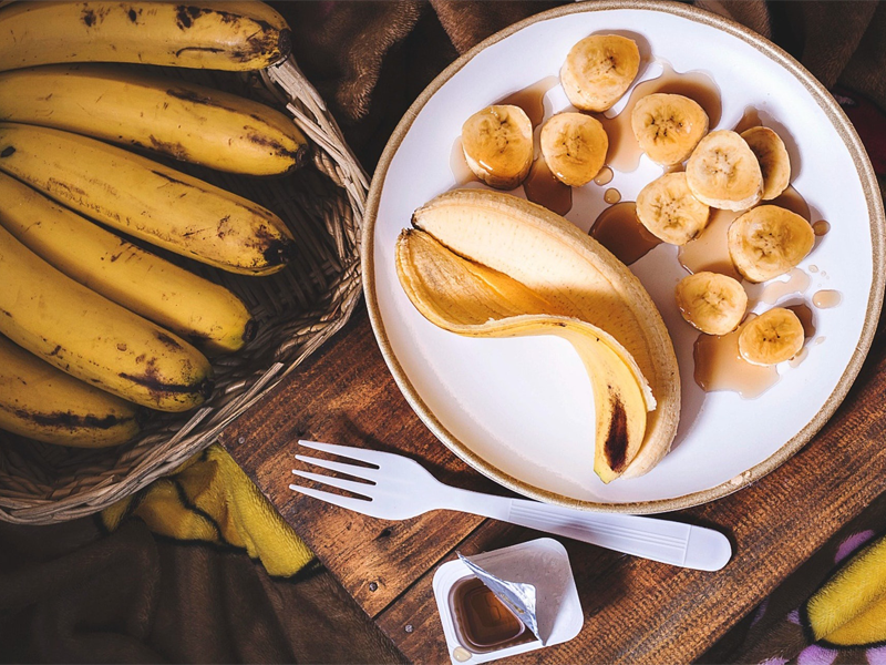 giam-can-bang-cach-an-chuoi-vao-buoi-sang-nhu-nguoi-nhat